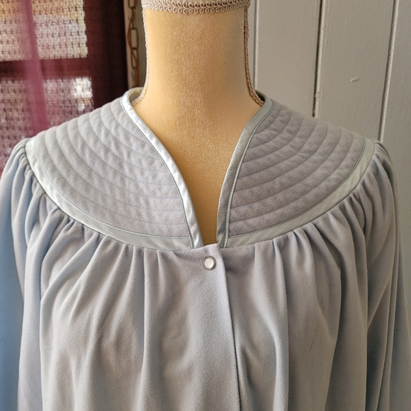 XL Housecoat ♡ - Picture 2 of 8